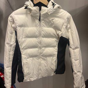 Obermeyer Women's Ski Jacket (Size 6)